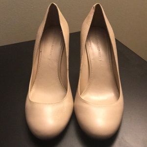 Banana Republic Beige/Tan Wedges. Lightly worn!